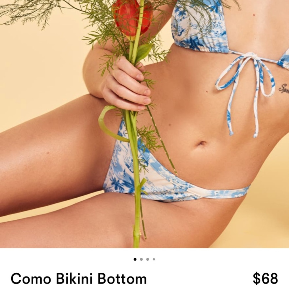 Reformation como bikini bottom
